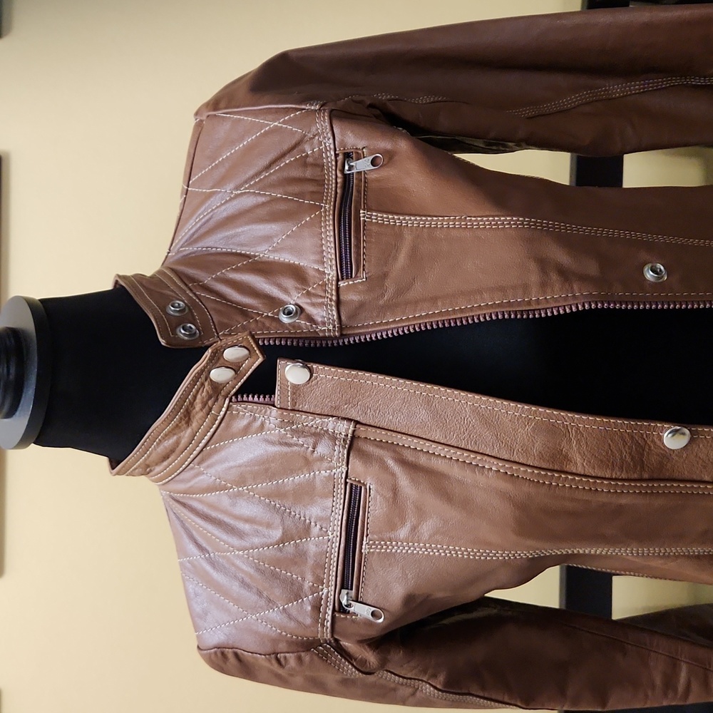 Brown vintage leather coat size 36 equal to a size 6 or small